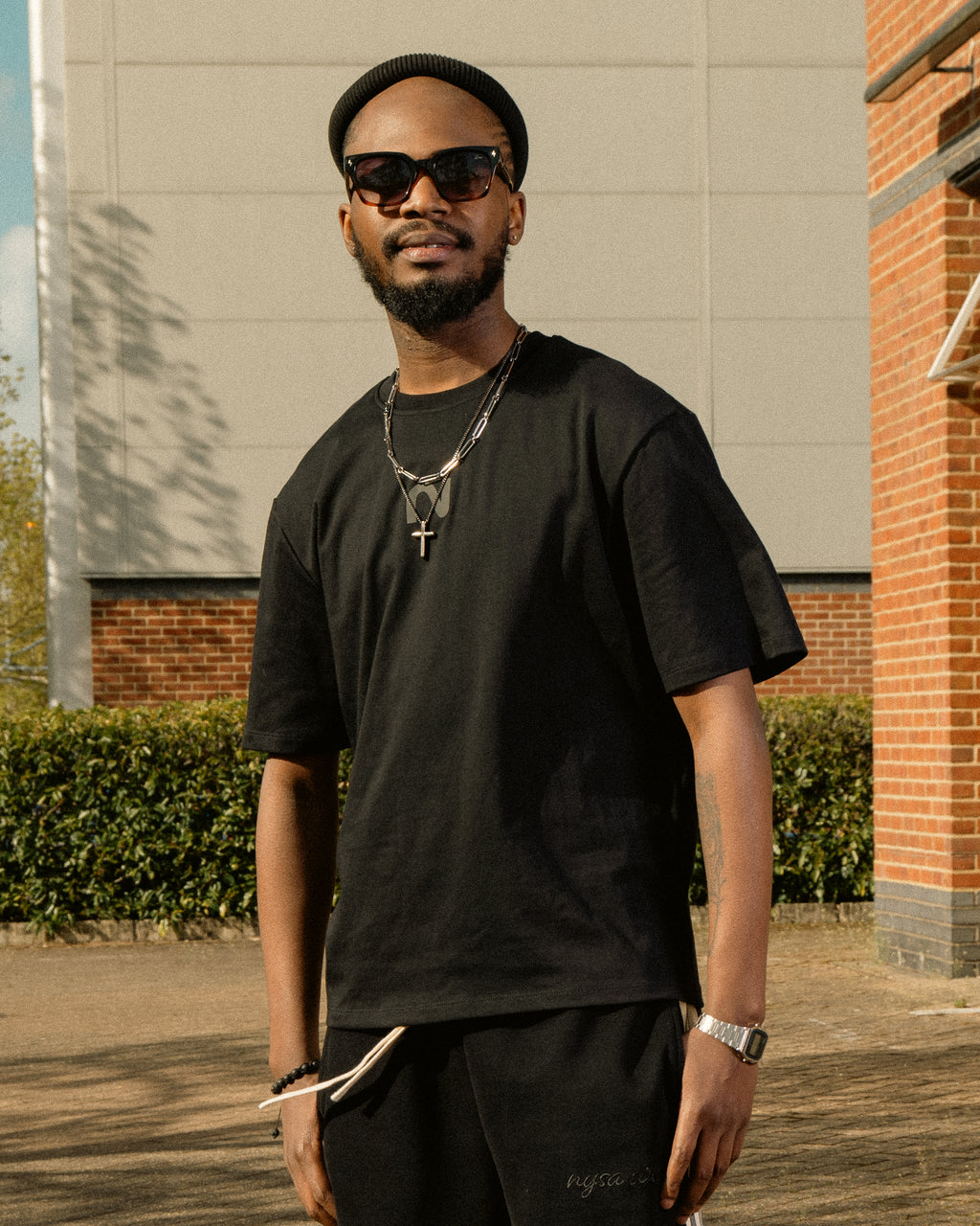 N T-shirt